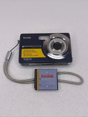 Kodak EasyShare M753 Digital Camera 7.0MP Blue *With Battery* 3X Optical Zoom - Image 1 of 4