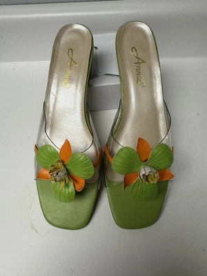 ANNIE Vintage Floral Slide With Lucite Heal, Size 8M - image 1 of 4