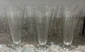 Vintage Set mit 7 großen Eiscreme Float Soda Brunnen Gläsern - Bild 1 von 2