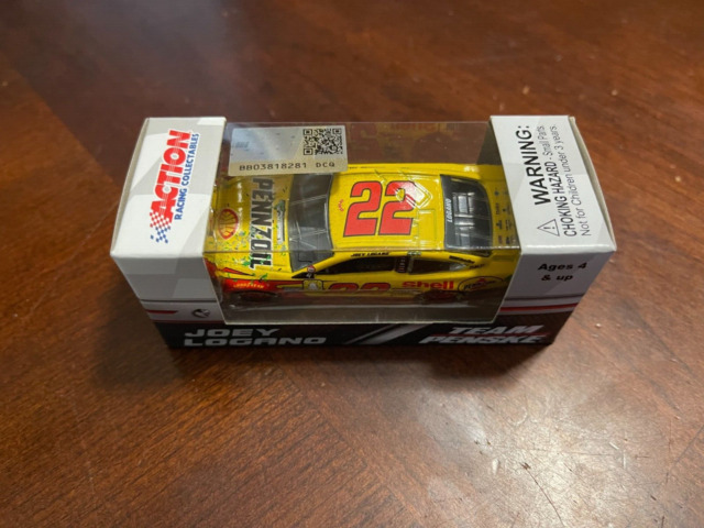 2018 Authentics Edition Joey Logano #22 Championship Champion Hauler  Trailer