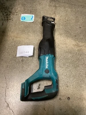 Makita XRJ04 Cordless Compact Reciprocating Saw 18V Li-Ion Battery - Image 1 of 4