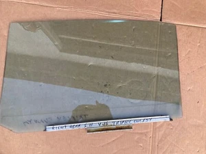 Jaguar XJ6 XJ12, Series 2 Tinted L Rear SWB Door Glass TO BE REMOVED from Door - Picture 1 of 2