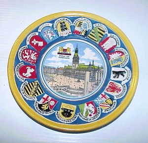 HAMBURG RATHAUS AND RATHAUSMARKT MULTI-COLOR 8"PLATE, MADE IN GERMANY - Picture 1 of 4
