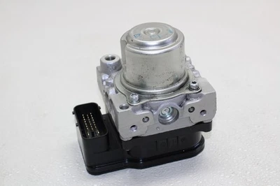 10-14 TRIUMPH ROCKET III ROADSTER ABS PUMP UNIT MODULE - Image 1 of 4