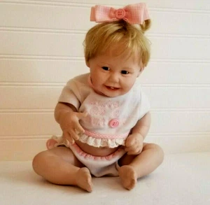 Ashton Drake Galleries Porcelain Doll Cute As A Button by Titus Tomescu 1993 - Picture 1 of 12