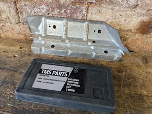 VW Golf MK5 2.0 GTI AXX BWA BYD Manifold Heat Shield And Coolant Pipe 06F129597C - Picture 1 of 4