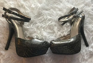 Qupid Sz 7 Snakeskin Platform Stiletto Peep toe Sandals NEW - Picture 1 of 10