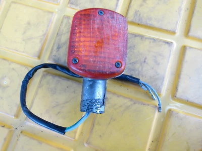 1985 Honda V30 Magna VF500C OEM TURN SIGNAL LIGHT INDICATOR PARTS - Image 1 of 4