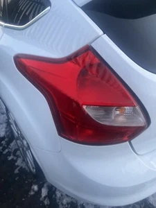 FORD FOCUS MK3 PASSENGER SIDE 5 DOOR LED REAR LIGHT - Picture 1 of 3