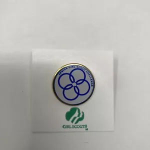 Girl Scout SENIOR CHALLENGE PIN Award Earned Official NEW on Card - Picture 1 of 2