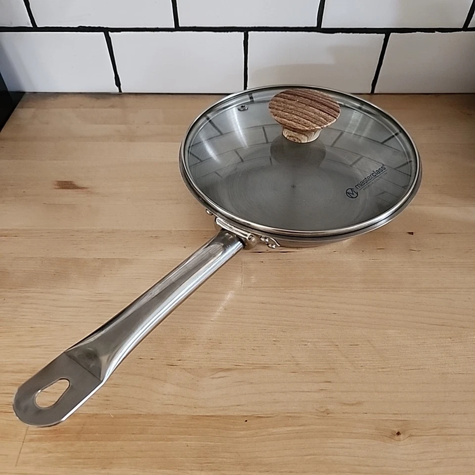 Sartén Winco de acero inoxidable 8" SSFP-8 con tapa de vidrio Masterclass bonita premium Foto 1 de 4