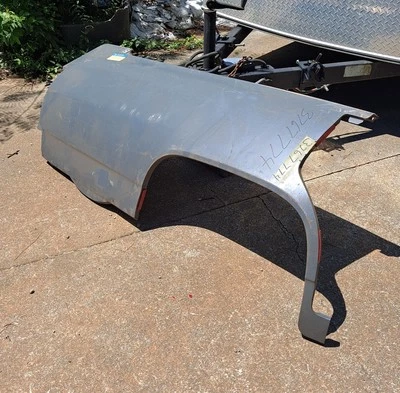 Plymouth Satellite Station Wagon 1971-1974 NOS MoPar panel cuarto derecho parcial Foto 1 de 4