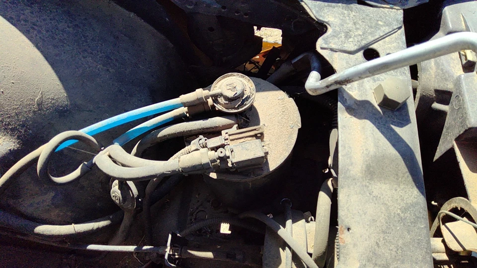 1985-1989 Chevy Camaro recipiente de vapor de combustível fabricante de equipamento original carcaça de carvão 17113147 - Imagem 1 de 3