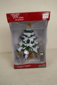 Winter Wonderland Weihnachtsbaum Nachtlicht Steckbett Bath & Beyond C7 Birne - Bild 1 von 5