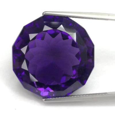 51.18CTS Majestic Amethyst Hydrothermal Quartz | Synthetic |24.50mm - Image 1 of 3