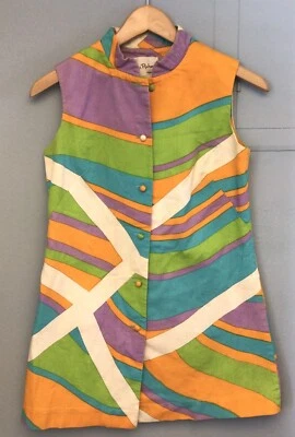 VINTAGE TORI RICHARDS HONOLULU COLORFUL 70’s MOD GOGO BUTTON  WOMANS MINI DRESS - Image 1 of 4
