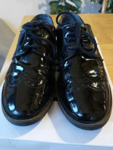 Girls School Shoes Patent Leather Russell & Bromley UK 4 RRP £60 VGC. FAST P&P - Picture 1 of 5
