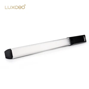 Luxceo Q508S LED Video Light Bi-Color LED Handheld Fill-in Light Dimmable CRI90 - Picture 1 of 12