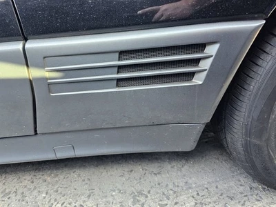 Mercedes Benz 500SL 1992-1993 lado del pasajero guardabarros inferior moldura  Foto 1 de 4