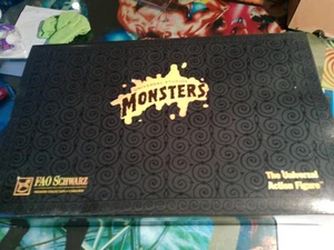 Universal Studios Monsters Figure Set Mummy Frankenstein Wolfman FAO negro sin usar, en caja - Imagen 1 de 13