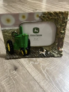 John Deere Tractor Dog Picture 4 X 6 Photo Frame 3D Resin Tabletop Displays - Picture 1 of 5
