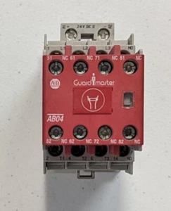 Allen-Bradley 100S-C12EJ14BC MCS 100S-C Sicherheitsschütz, 3-polig, 12Amp - Bild 1 von 5