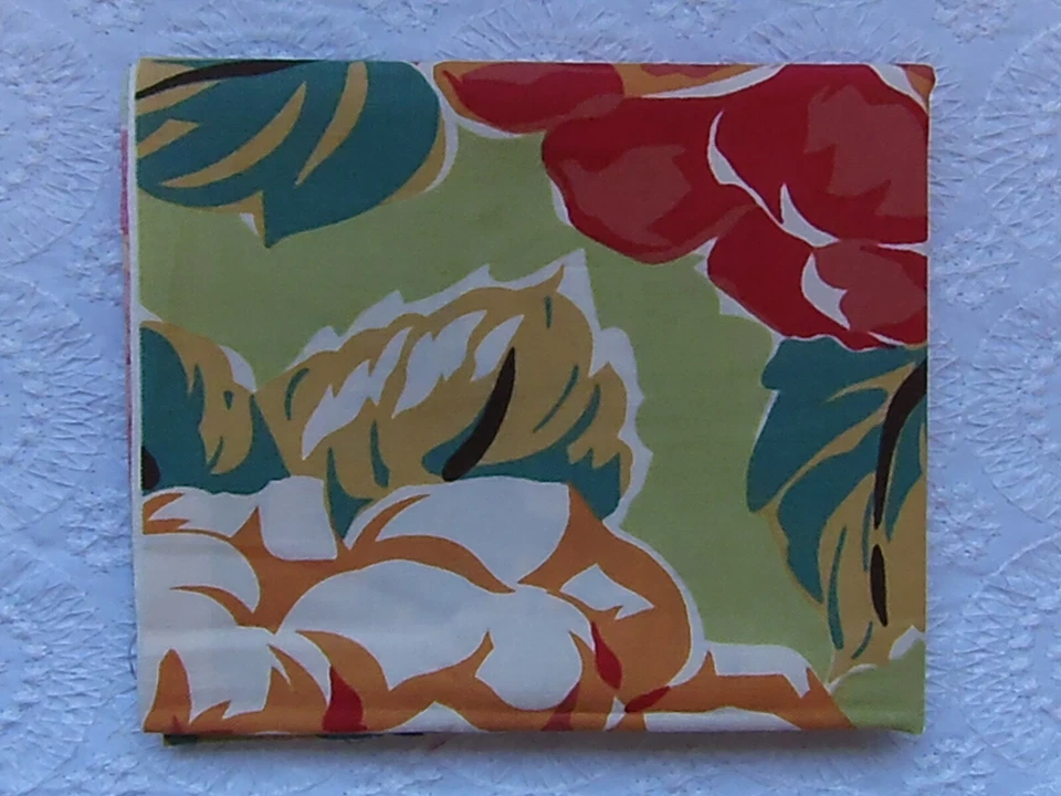 RARE & OOP Urban Chiks Blossom GREEN APPLE HEIRLOOM FLOWERS *2007 & BRAND NEW* - Image 1 of 1