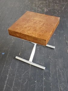 Mid-Century Modern Burl and Aluminum Side Table By Baker Furniture - Picture 1 of 13