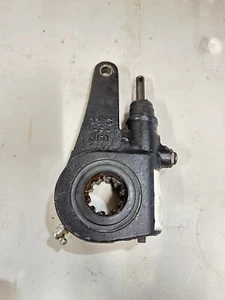 R801042 GENUINE MERITOR AUTOMATIC SLACK ADJUSTER 1.5"-10 SPLINE 6" ARM - Picture 1 of 3