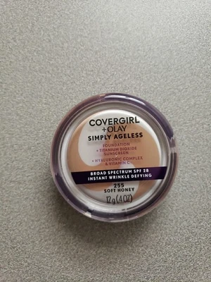 COVERGIRL & Olay Simply Ageless Foundation 255 SOFT HONEY Sealed EX: 01/26 - Image 1 of 2