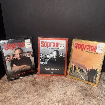 Клан Сопрано полный сезоны 1,2, и 3 DVD бокс-сеты совершенно новый (ЗАПЕЧАТАННЫЙ) - Изображение 1 из 4