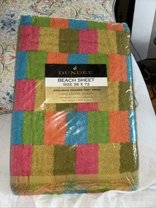 Vintage Multi Color Dundee Bath Sheet Pastel Stripe 36x72 NOS Made in USA - Picture 1 of 2