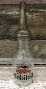 Gargoyle Mobiloil 1 Qt. Glas Motorölflasche, Zinnmeister Herstellungs. Co. Auslauf & Kappe - Bild 1 von 3