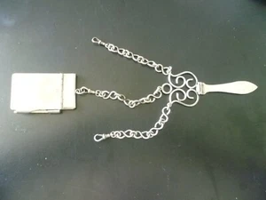 Eine viktorianische versilberte Chatelaine mit "Aide Memoire"-Pad & Ketten mit Clips - Bild 1 von 11
