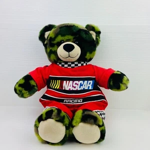 Build A Bear Camouflage grüner Stofftier Teddybär mit rotem Nascar Rennanzug - Bild 1 von 8