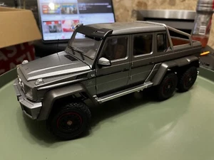 Autoart Mercedes Benz G63 AMG 6x6 Gray 1/18 - Picture 1 of 23