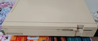 Commodore C 128 D Basiseinheit + Netzkabel (Laufwerk teildefekt) 59904 - Bild 1 von 4