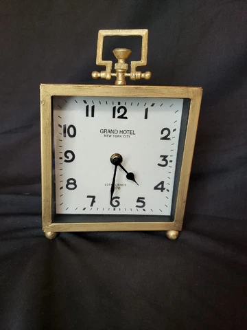 GRAND HOTEL Desk Clock Easton 05022. Battery operated, 6" square New Cover