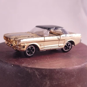 Aurora Cigar Box Speedline '64 Mustang Chrome Gold w/ White Stripe 6118 - Picture 1 of 16