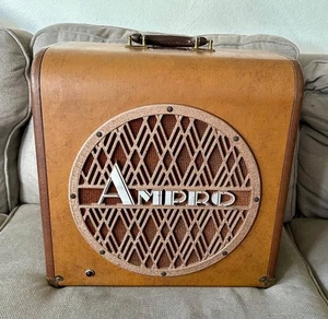 Ampro 690 Tube Power Speaker For Compact or Stylist Projector - Vintage & Rare!! - Picture 1 of 12