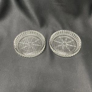 Sottobicchiere vintage MCM vetro pressato seghettato lato rialzato stella base trapuntata set 2 pezzi - Foto 1 di 5