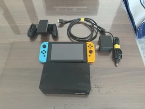 Gebrauchte Nintendo Switch Konsole System Initialisiert - Bild 1 von 4
