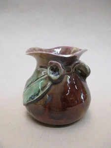 Vase, Remued, Australian pottery, branch, leaf, gumnut, antique, vintage - Foto 1 di 11