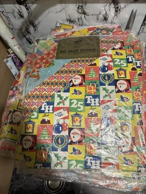 Xmas Vinted Wrapping Paper 10 Sheets Size per sheet 30”x20” - Image 1 of 4