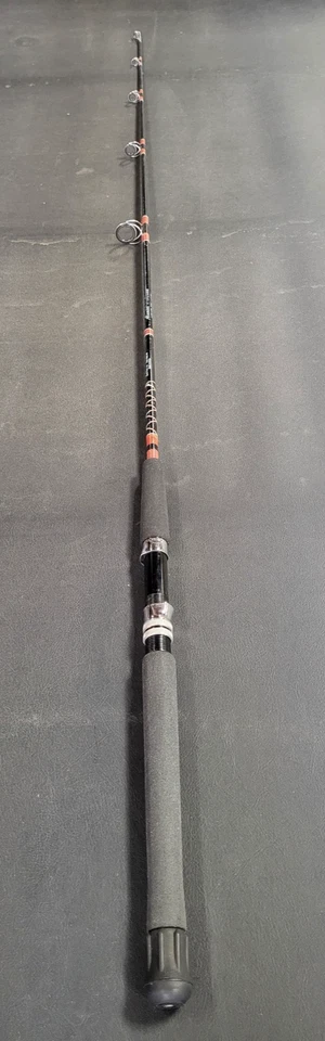 North Fork Musky Lunger Spinning Rod, 8'6", 5 Alumina Guides, Foam Grip, EX Cond - Image 1 of 4