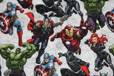 Remanente de tela Marvel Avengers Unite - corte desigual. Ver fotos para talla/corte. RB-331 Foto 1 de 4