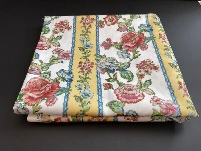 Tela interior diseño floral tela a rayas beige, amarillo, 2 yardas + 30” x 54” Foto 1 de 4