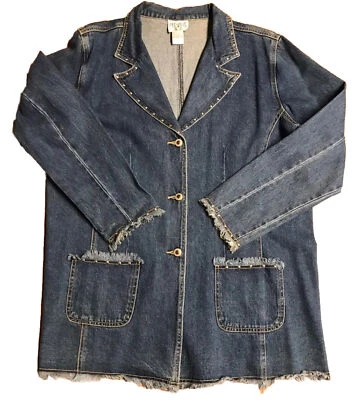 Blazer feminino Cervelle jaqueta jeans grande prata cravejado e desgastado acabamento vintage - Imagem 1 de 4