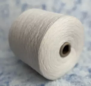 100% Cashmere yarn Loro Piana 2/27 - 100 g/ 1350m Color White, per 100g - Picture 1 of 5