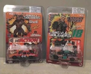 1998 Action 1/64th Small Soldiers #18 Bobby Labonte & #44 Tony Stewart Set Of 2 - Picture 1 of 15